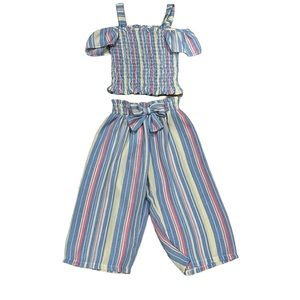 Bonnie Jean matching pants and top set. Worn once, is a size 5T.